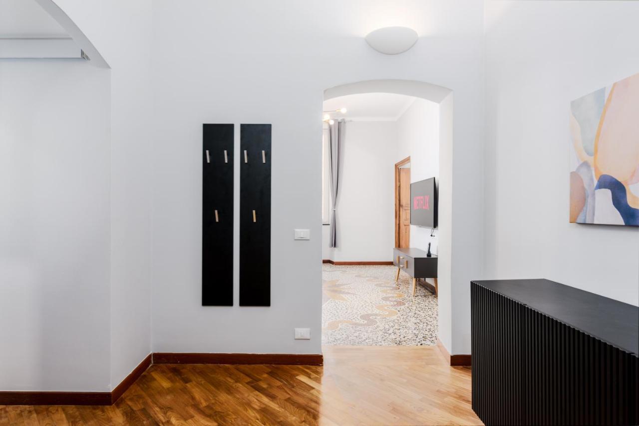 Apartmán Esclusivo 130 Mq + Terrazzo Via San Vincenzo Janov Exteriér fotografie