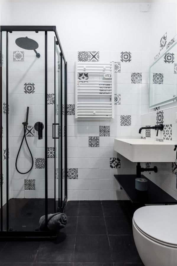 Apartmán Esclusivo 130 Mq + Terrazzo Via San Vincenzo Janov Exteriér fotografie